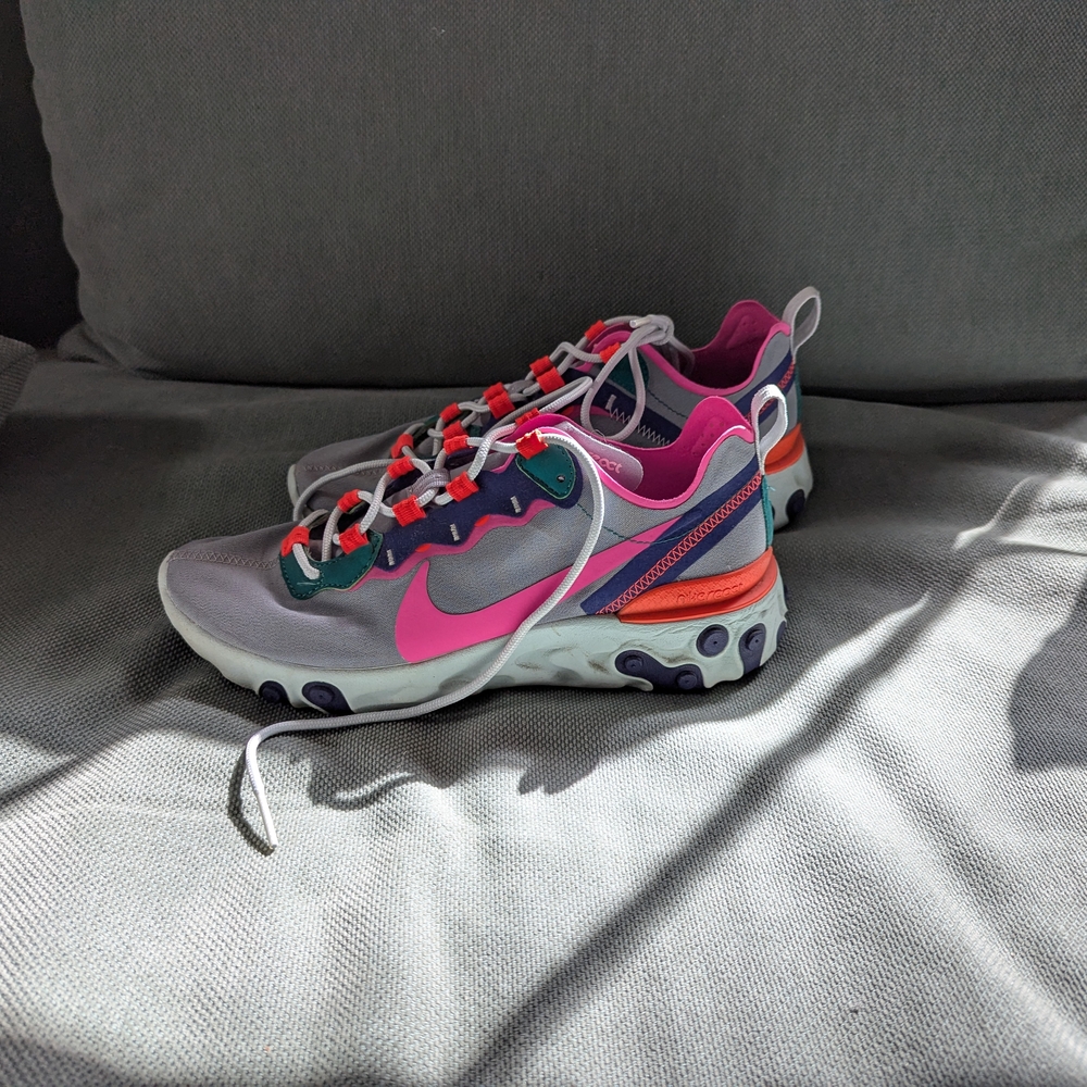 Nike React Element 55 Sneakers - Pink and Gray size US 8.5 Running/Athletic Shoe
